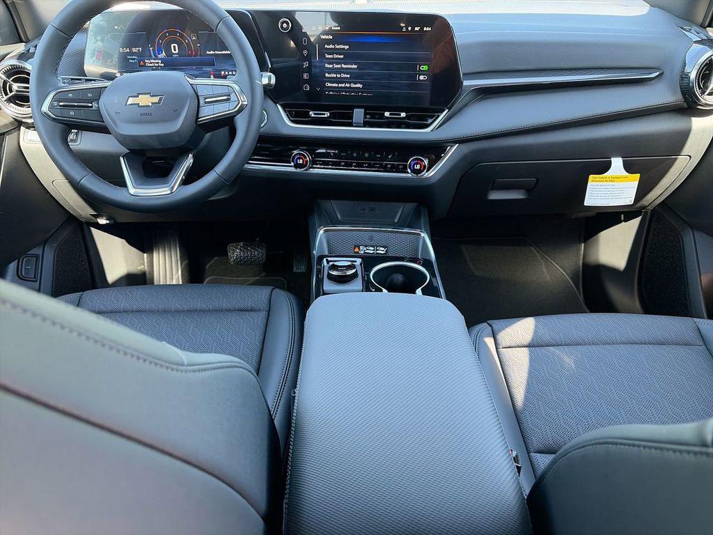 new 2026 Chevrolet Equinox car, priced at $31,790