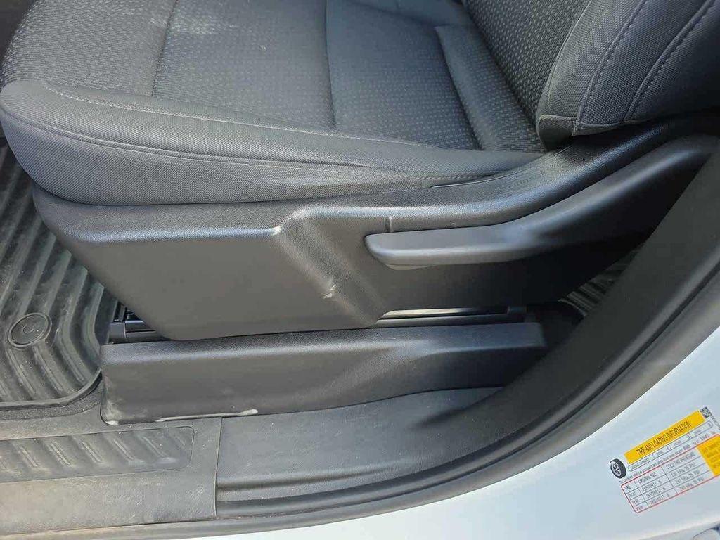 used 2024 Chevrolet Silverado 1500 car, priced at $33,542