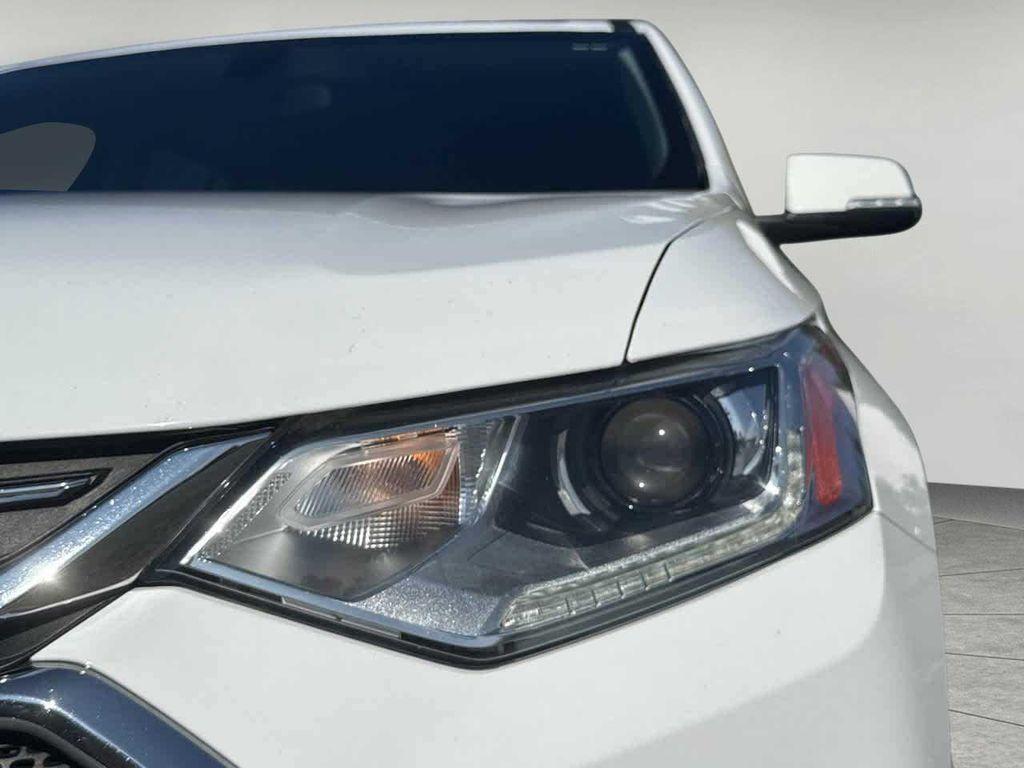 used 2021 Chevrolet Traverse car, priced at $19,899