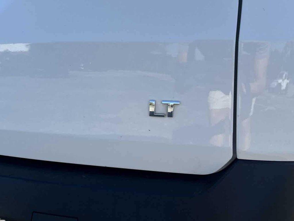 used 2021 Chevrolet Traverse car, priced at $19,899