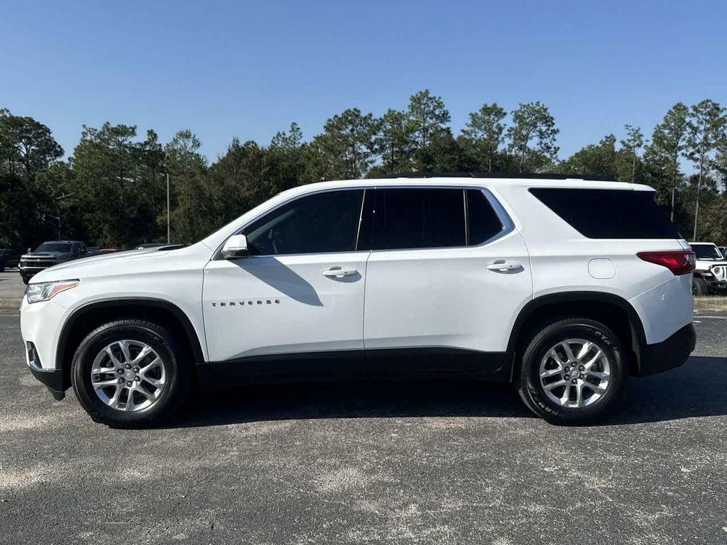 used 2021 Chevrolet Traverse car, priced at $19,899
