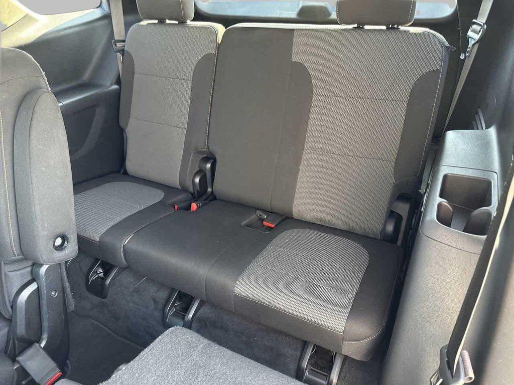 used 2021 Chevrolet Traverse car, priced at $19,899