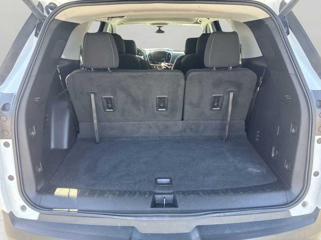 used 2021 Chevrolet Traverse car, priced at $19,899