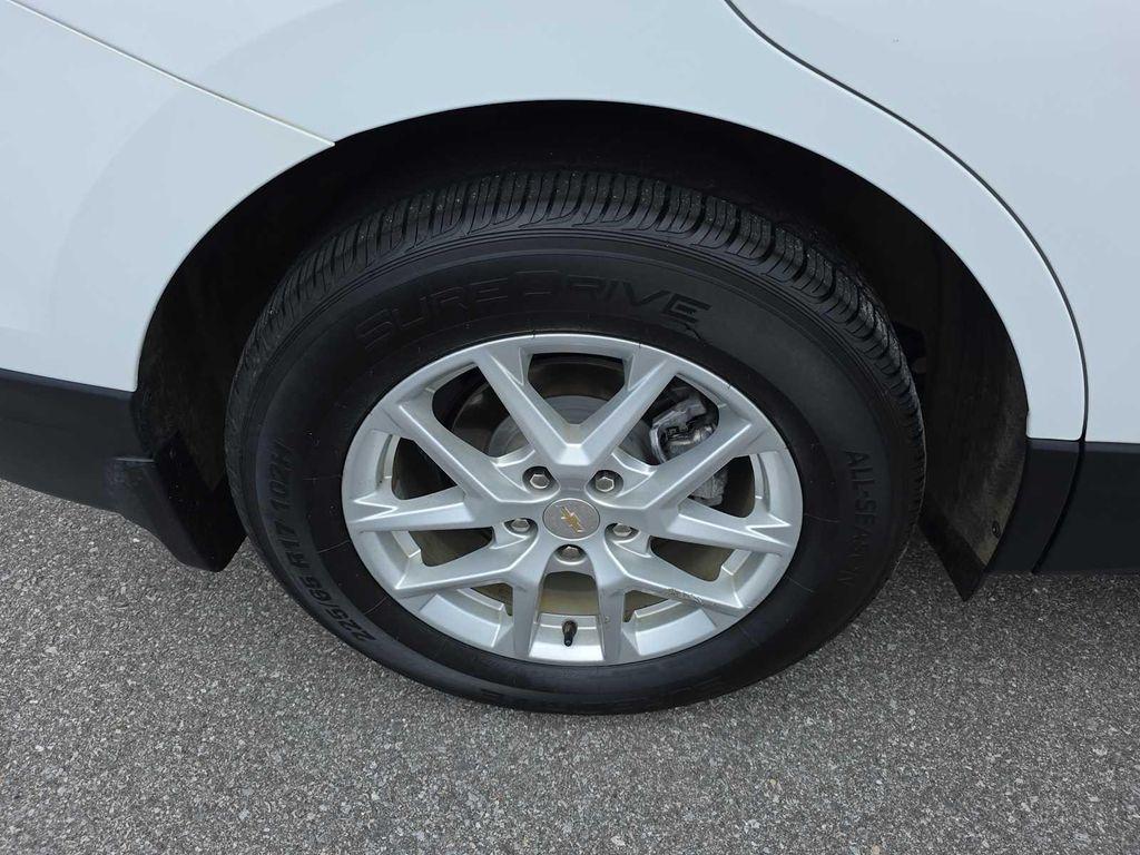 used 2023 Chevrolet Equinox car, priced at $21,942