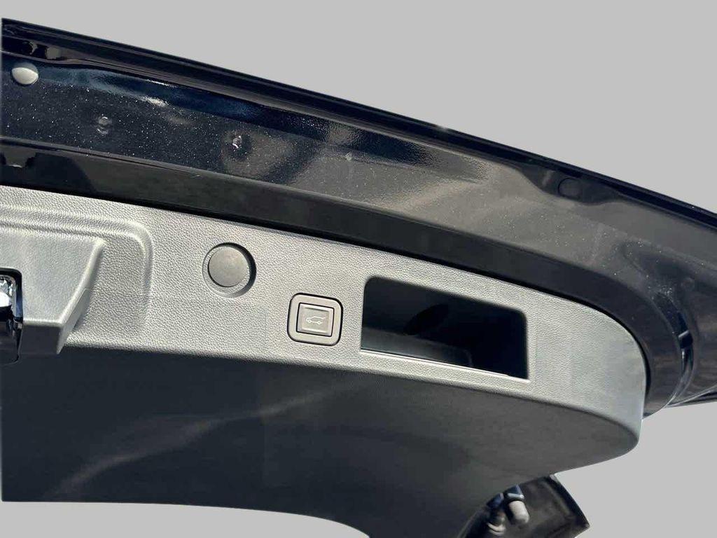 new 2026 Chevrolet Equinox car, priced at $30,376