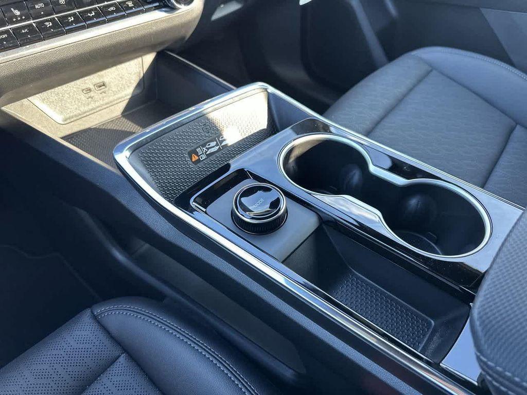 new 2026 Chevrolet Equinox car, priced at $30,490