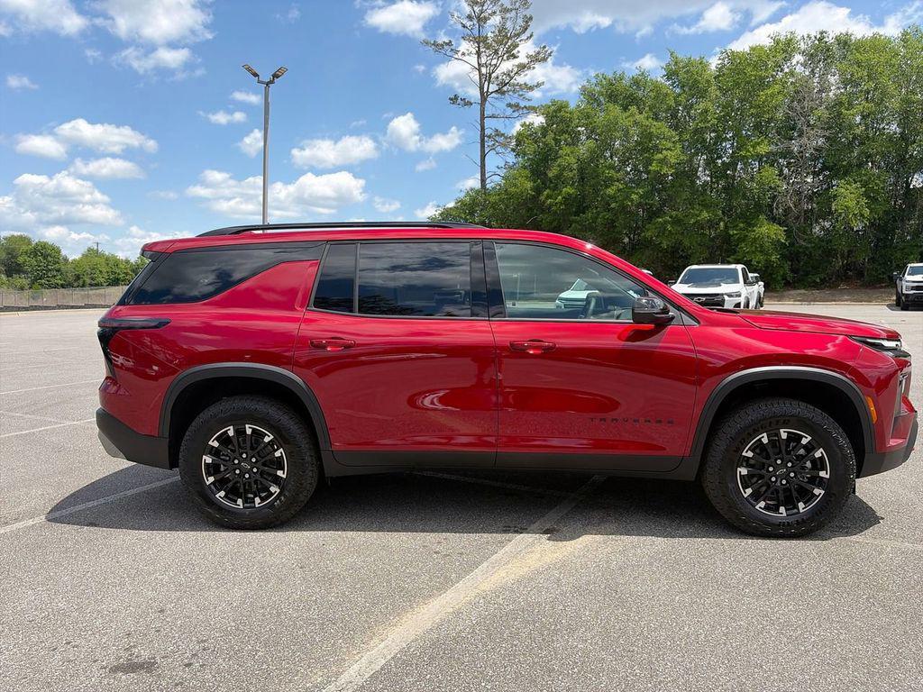 new 2026 Chevrolet Traverse car, priced at $52,115