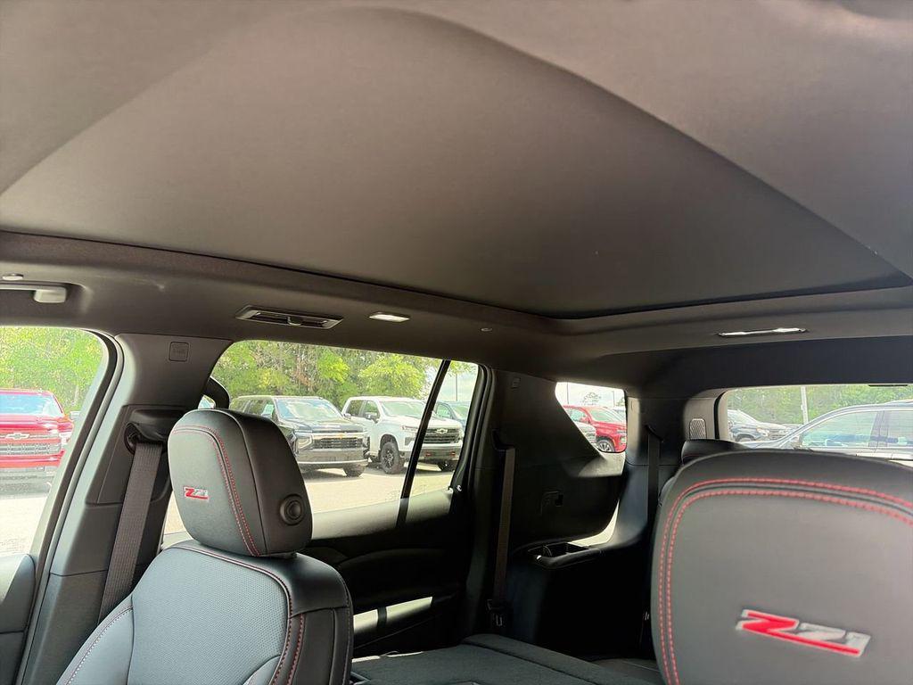 new 2026 Chevrolet Traverse car, priced at $52,115