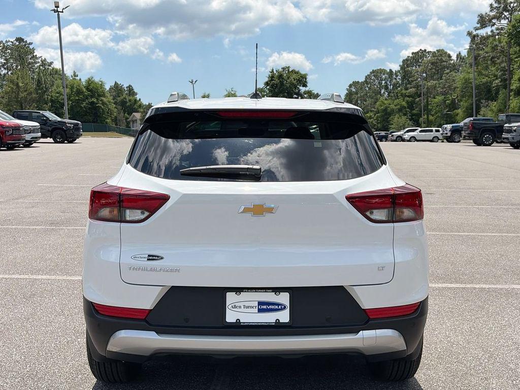 new 2026 Chevrolet TrailBlazer car, priced at $26,815