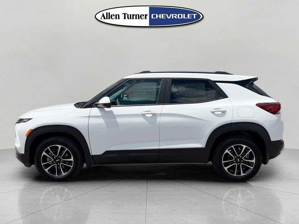 new 2026 Chevrolet TrailBlazer car, priced at $28,815
