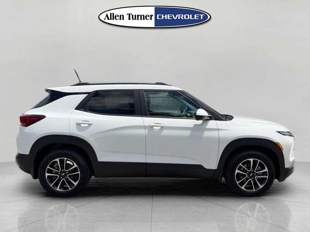 new 2026 Chevrolet TrailBlazer car, priced at $28,815