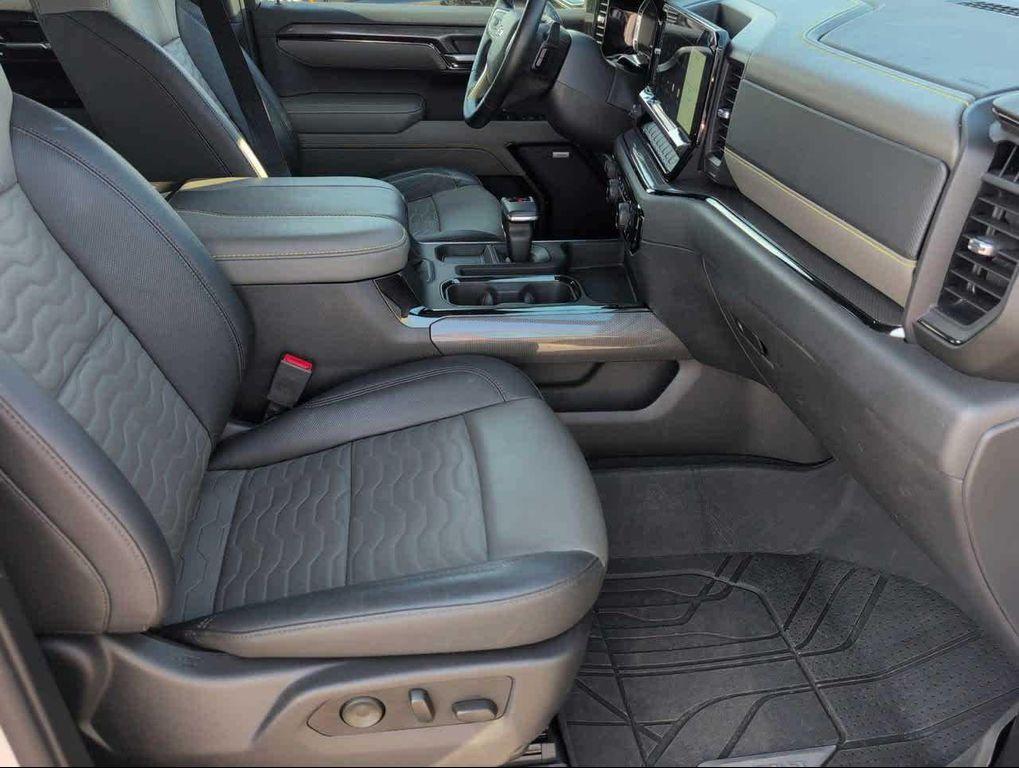 used 2024 Chevrolet Silverado 1500 car, priced at $46,900