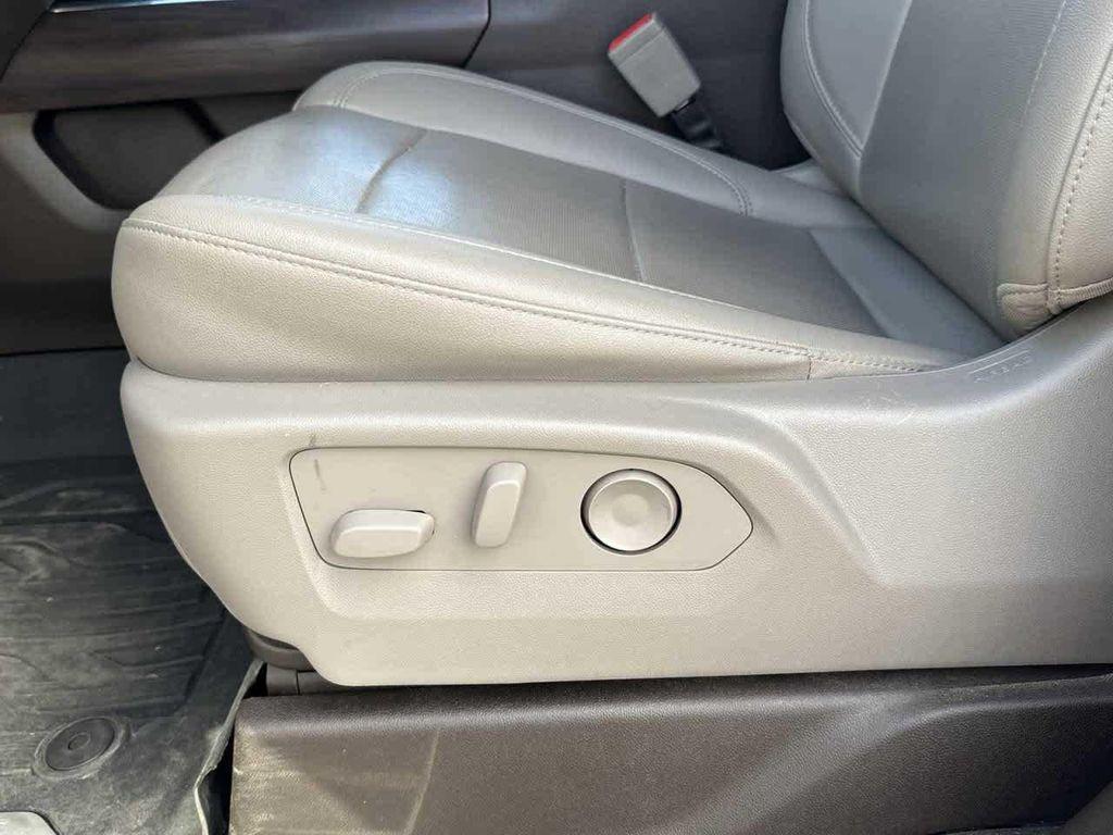 used 2022 GMC Sierra 1500 car, priced at $45,736