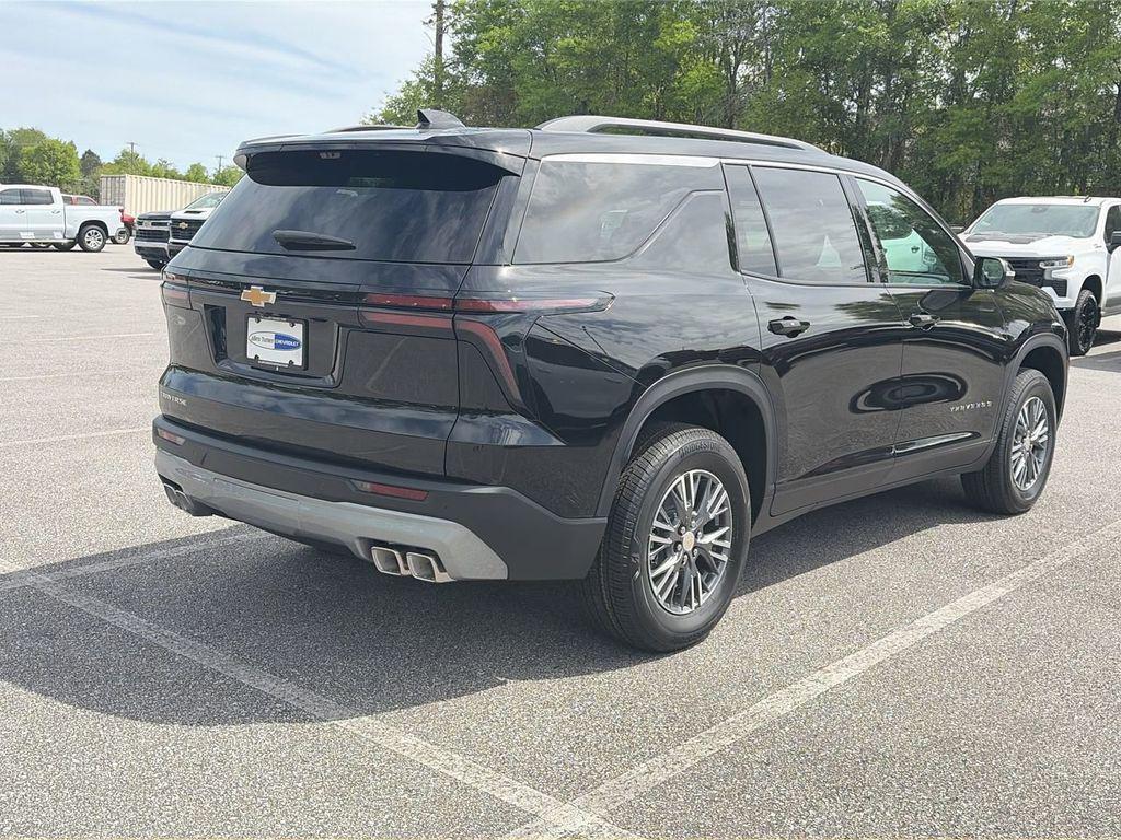 new 2026 Chevrolet Traverse car, priced at $43,020