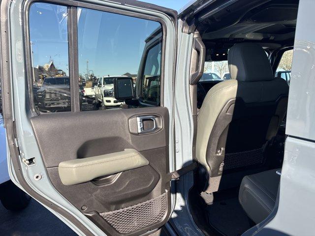 new 2026 Jeep Gladiator car, priced at $59,638