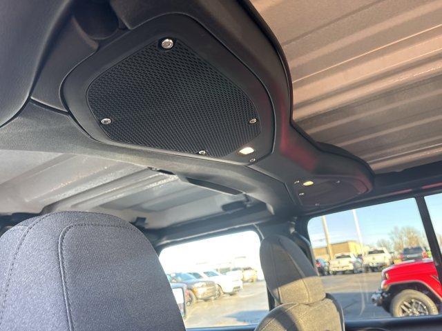 new 2026 Jeep Gladiator car, priced at $45,303