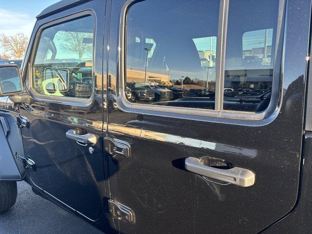 new 2026 Jeep Gladiator car, priced at $45,303