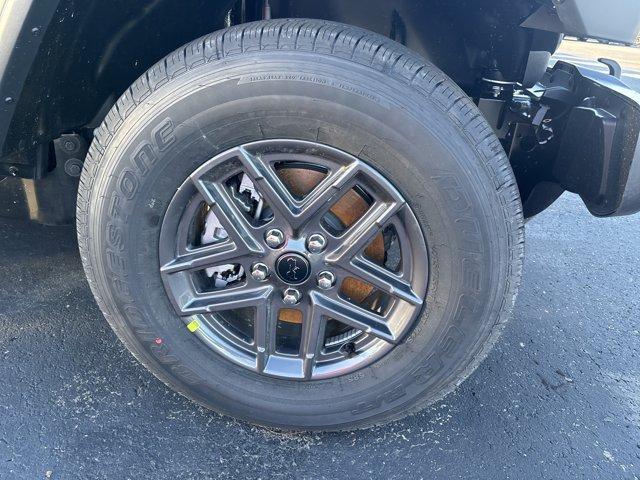 new 2026 Jeep Gladiator car, priced at $45,303