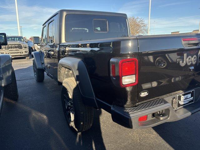 new 2026 Jeep Gladiator car, priced at $45,303