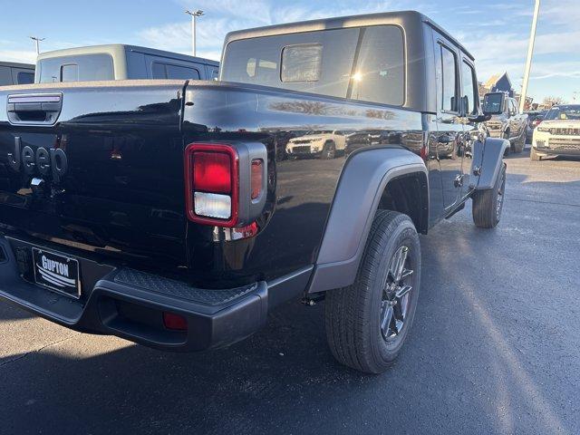 new 2026 Jeep Gladiator car, priced at $45,303
