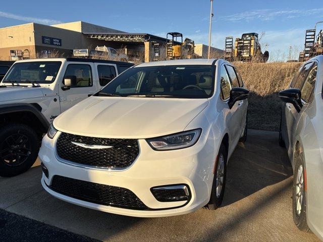 new 2026 Chrysler Pacifica car, priced at $44,354