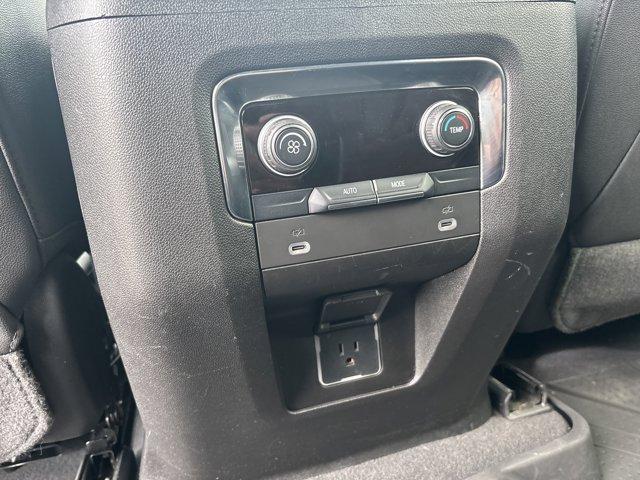 used 2022 Chevrolet Suburban car, priced at $40,995