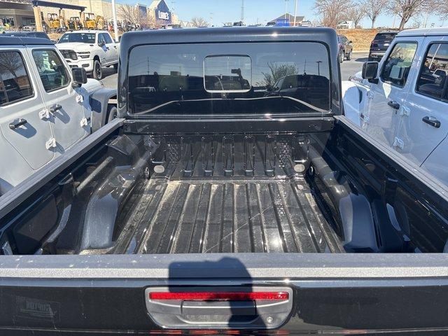 new 2026 Jeep Gladiator car, priced at $59,638