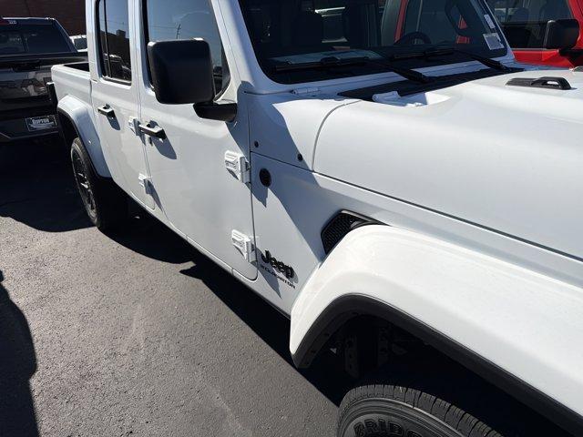 new 2026 Jeep Gladiator car, priced at $49,158