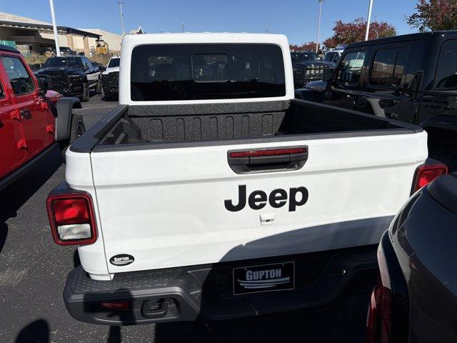 new 2026 Jeep Gladiator car, priced at $49,158