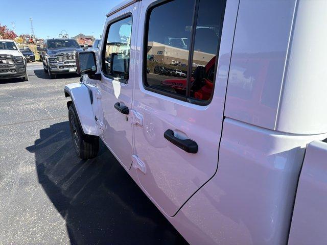 new 2026 Jeep Gladiator car, priced at $49,158