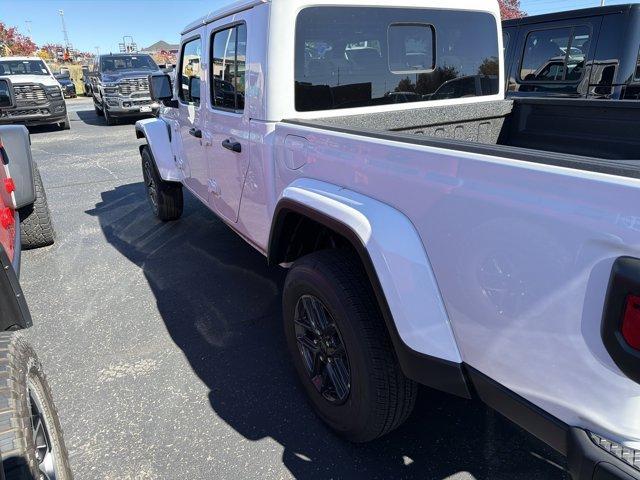 new 2026 Jeep Gladiator car, priced at $49,158