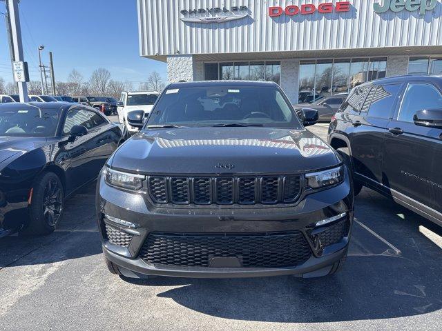 new 2025 Jeep Grand Cherokee car, priced at $48,200