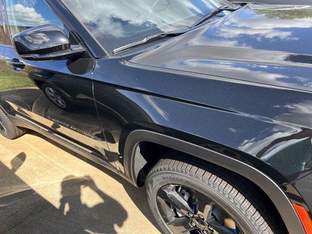 new 2025 Jeep Grand Cherokee car, priced at $46,592