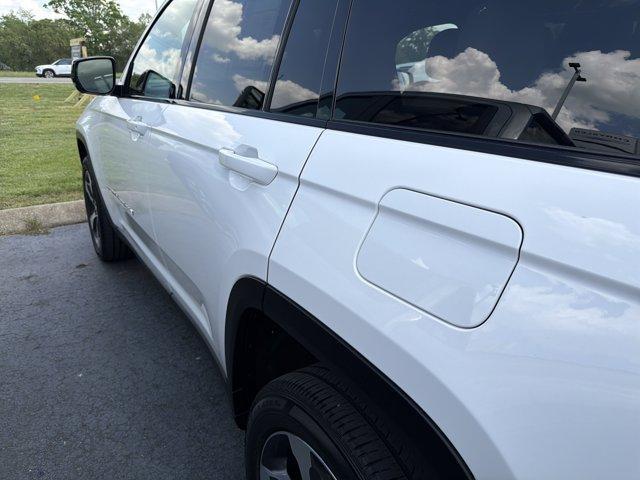 used 2023 Jeep Grand Cherokee car, priced at $34,995