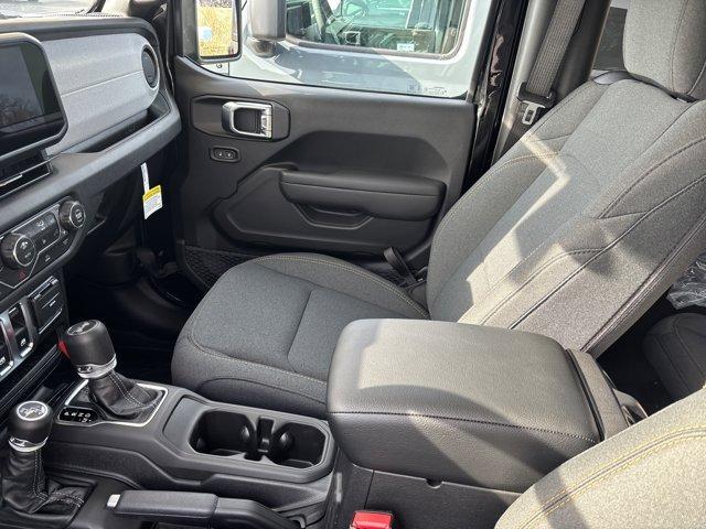 new 2026 Jeep Wrangler car, priced at $47,320