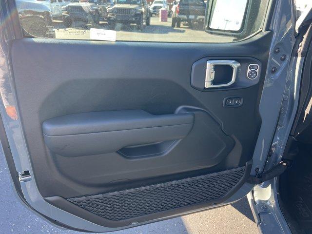 new 2026 Jeep Wrangler car, priced at $48,515