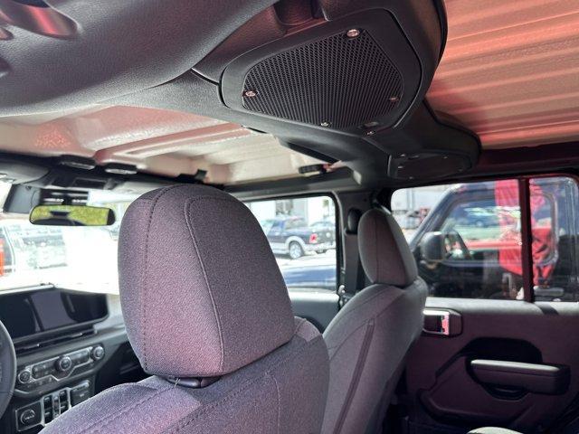 new 2025 Jeep Wrangler car, priced at $46,780