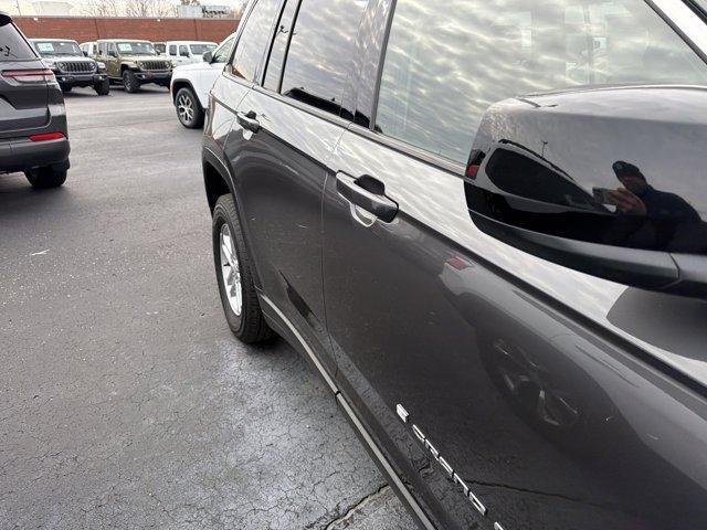 used 2022 Jeep Grand Cherokee car, priced at $18,795