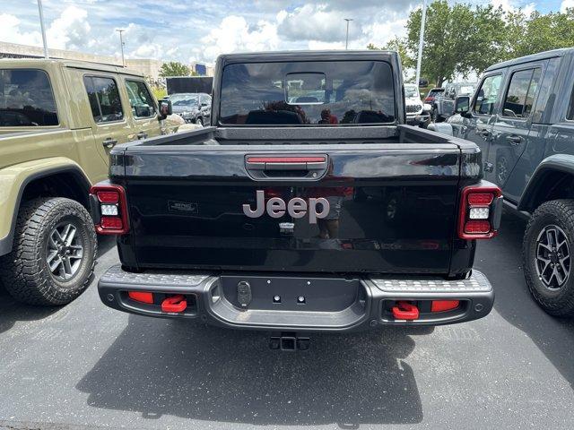 new 2025 Jeep Gladiator car, priced at $58,872