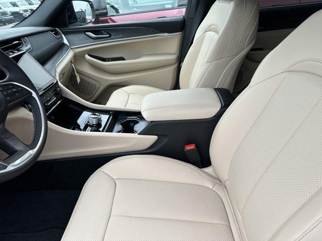 new 2025 Jeep Grand Cherokee L car, priced at $53,207