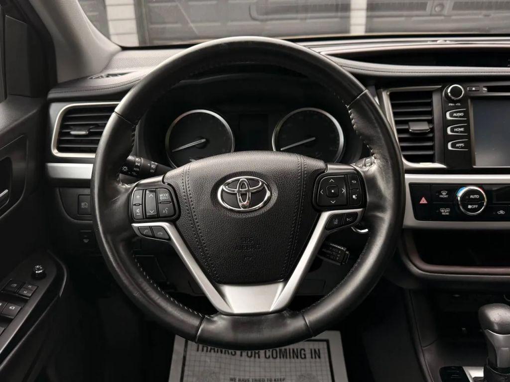 used 2019 Toyota Highlander car, priced at $17,999