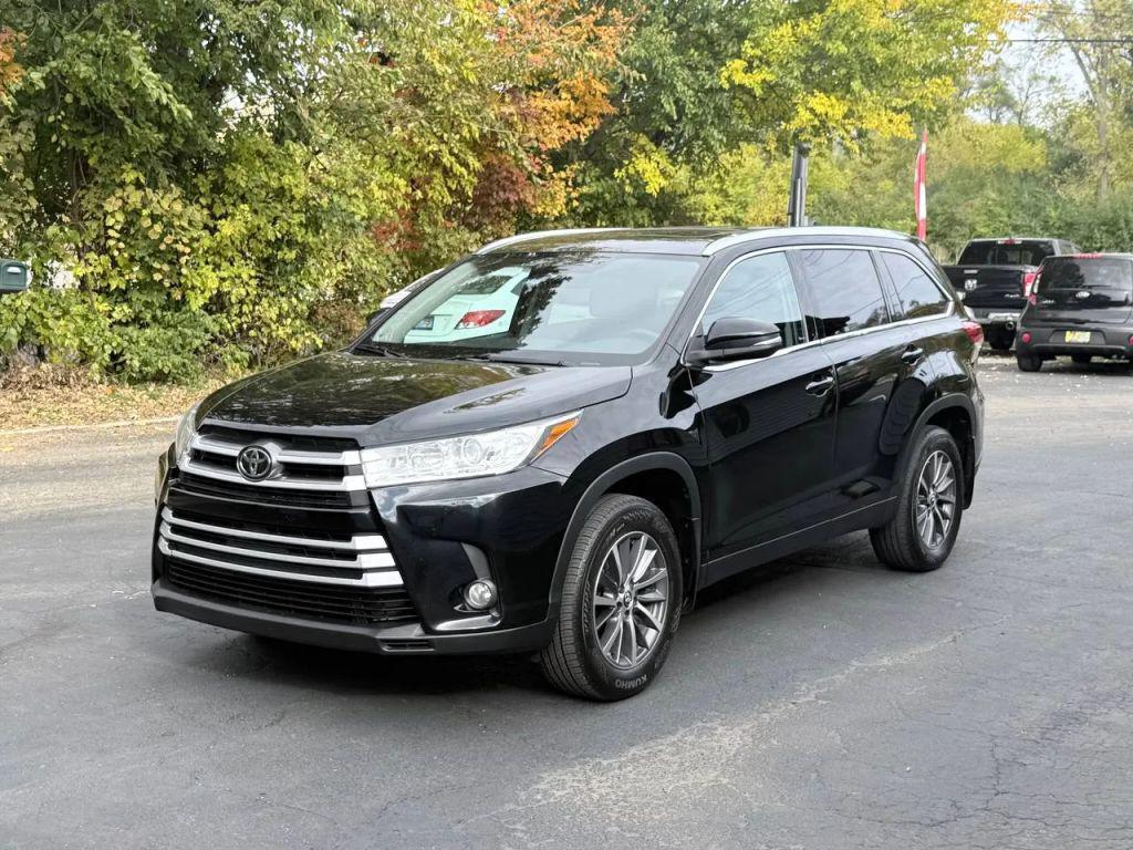 used 2019 Toyota Highlander car, priced at $17,999