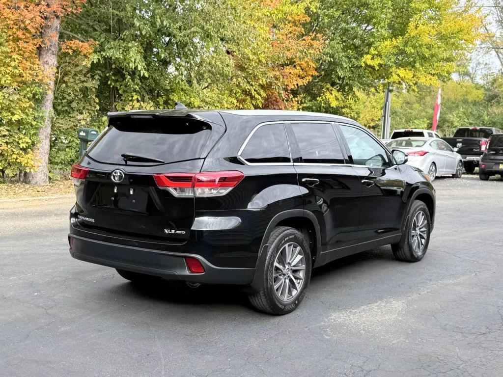 used 2019 Toyota Highlander car, priced at $17,999