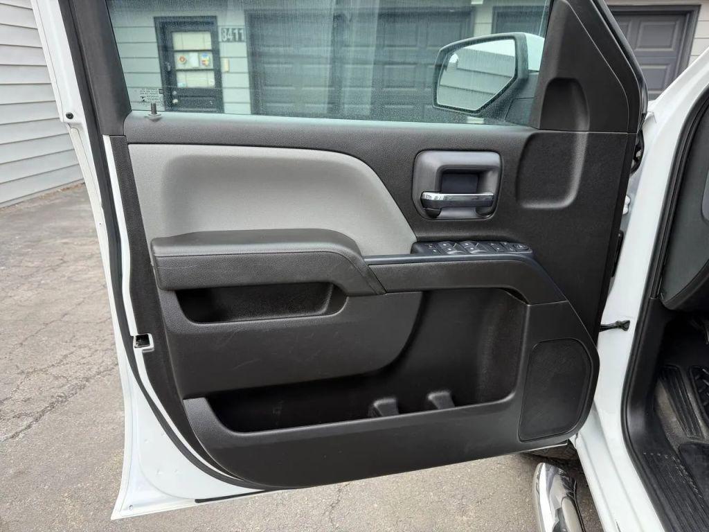used 2019 GMC Sierra 1500 car, priced at $18,999