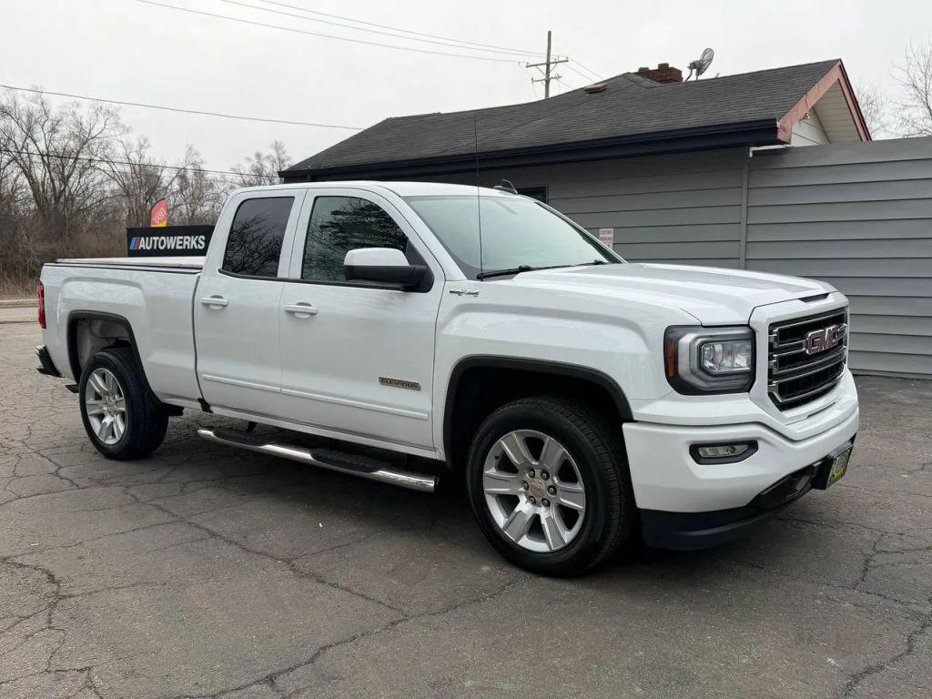 used 2019 GMC Sierra 1500 car, priced at $18,999