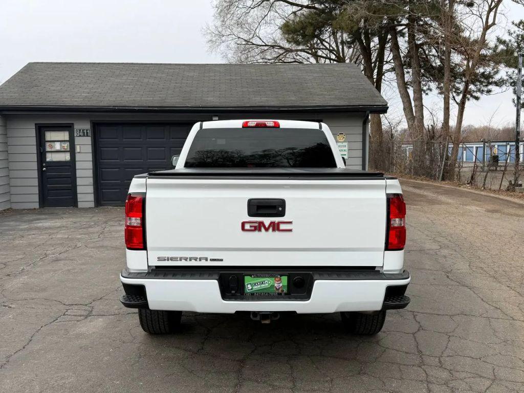used 2019 GMC Sierra 1500 car, priced at $18,999