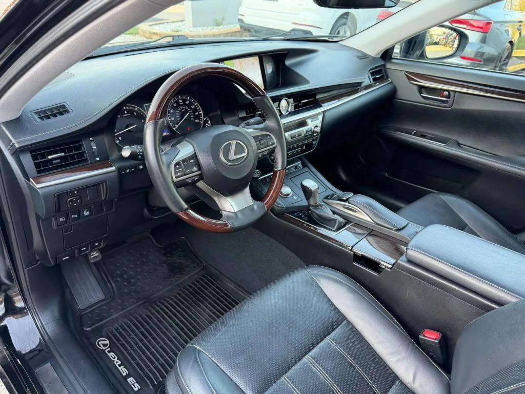 used 2018 Lexus ES 350 car, priced at $17,499