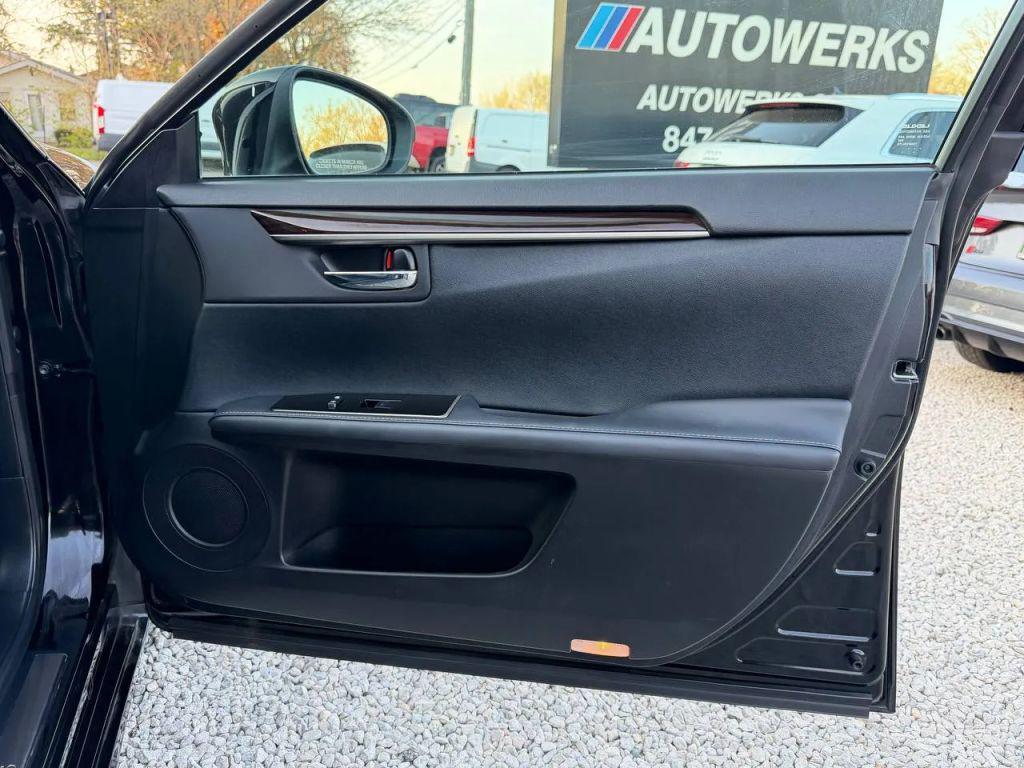 used 2018 Lexus ES 350 car, priced at $17,499