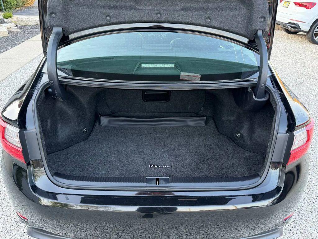 used 2018 Lexus ES 350 car, priced at $17,499
