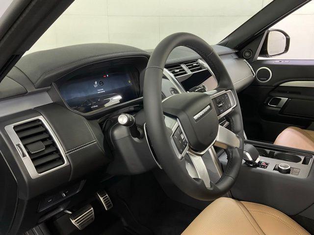 new 2026 Land Rover Discovery car, priced at $80,626